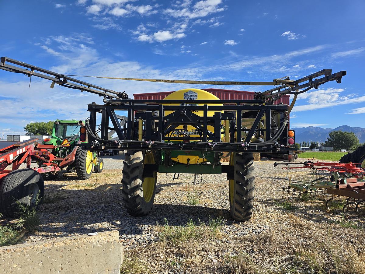 Used Schaben SF-8500 Sprayer w/ 90' Boom