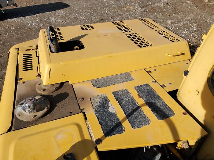 Used 2000 John Deere 160LC Excavator w/ Thumb