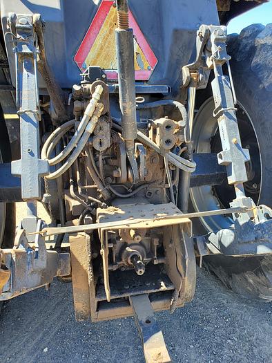 Used 1990 Case 7110 Tractor w/ Loader