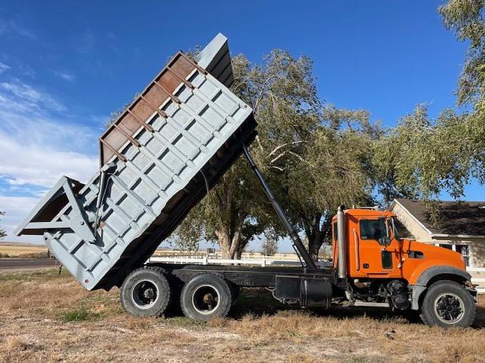 Used 2009 Mack GU713 Dump Truck
