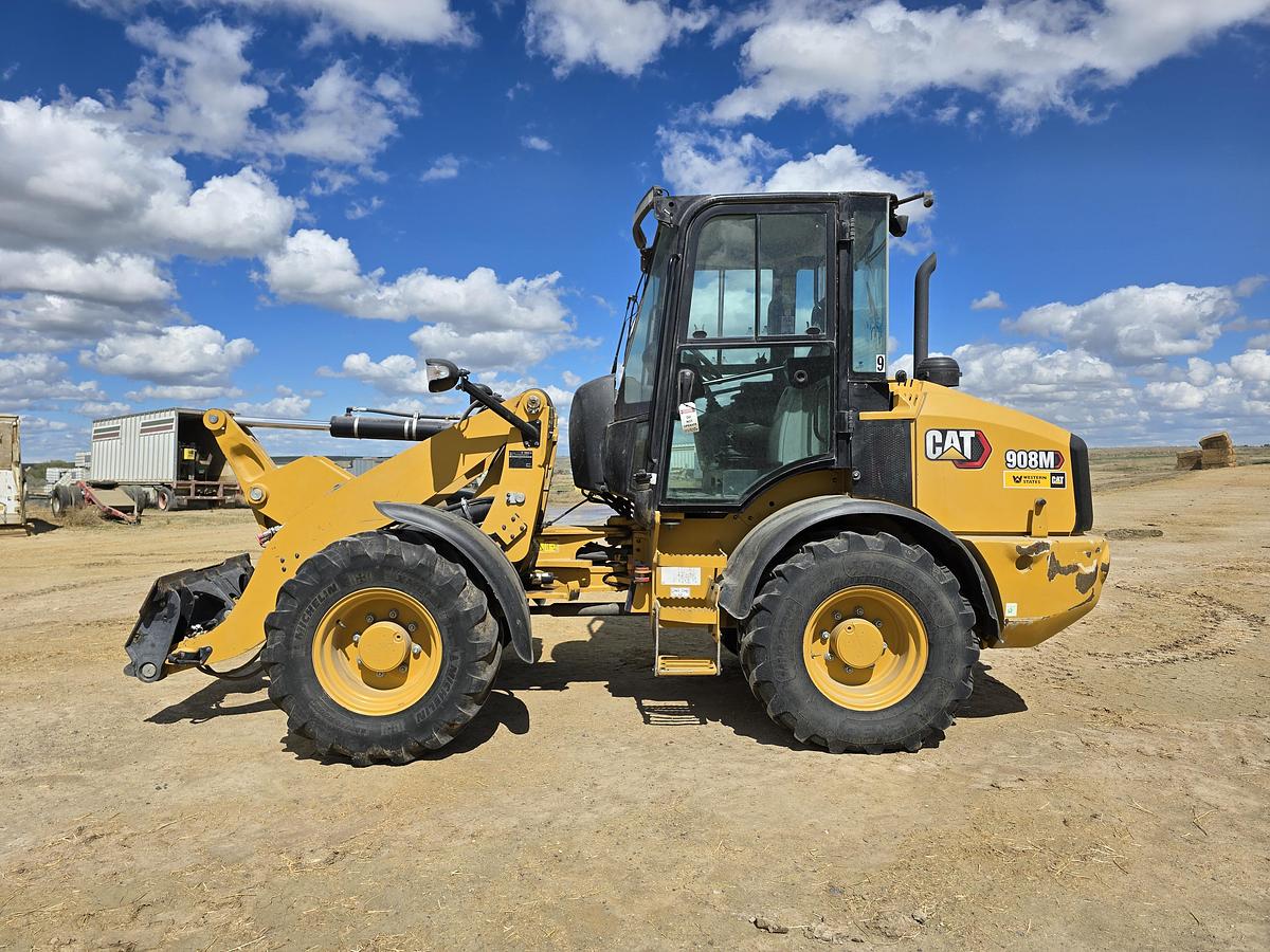 Used 2022 Caterpillar 908M Wheel Loader ** Going to Auction **