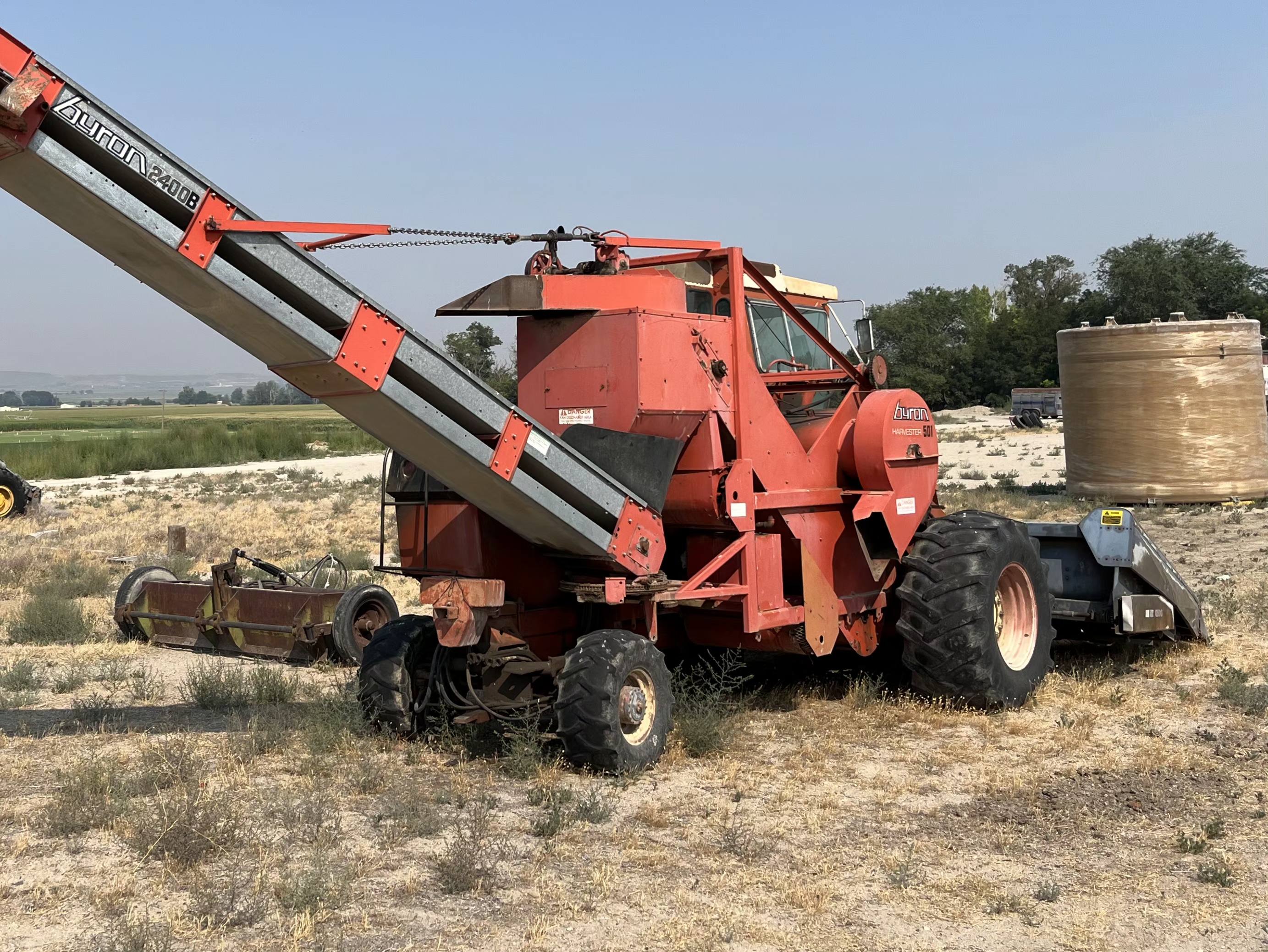 Used Byron 3650 Corn Picker