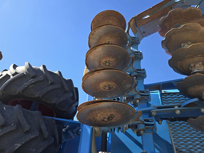 Used 2022 Lemken Compact Solitair 9K Precision Planter