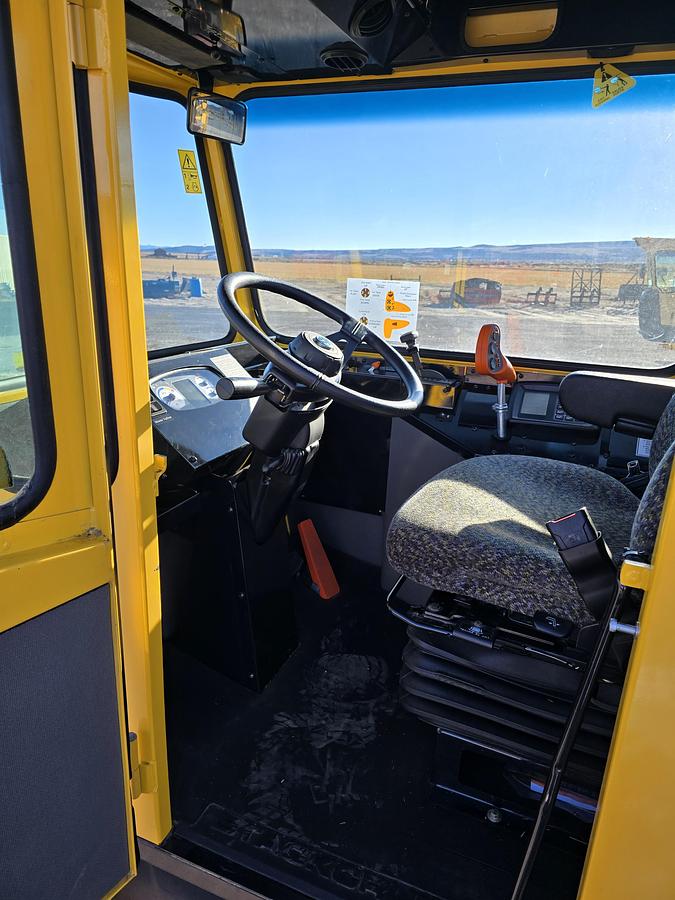 Used 2022 New Holland SC103 Balewagon w/ 300 hrs