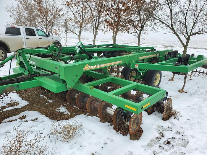 Used Great Plains VT7300 Disk Ripper / Vertical-Till
