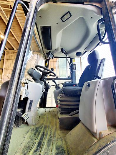 Used 2022 Caterpillar 910 Wheel Loader