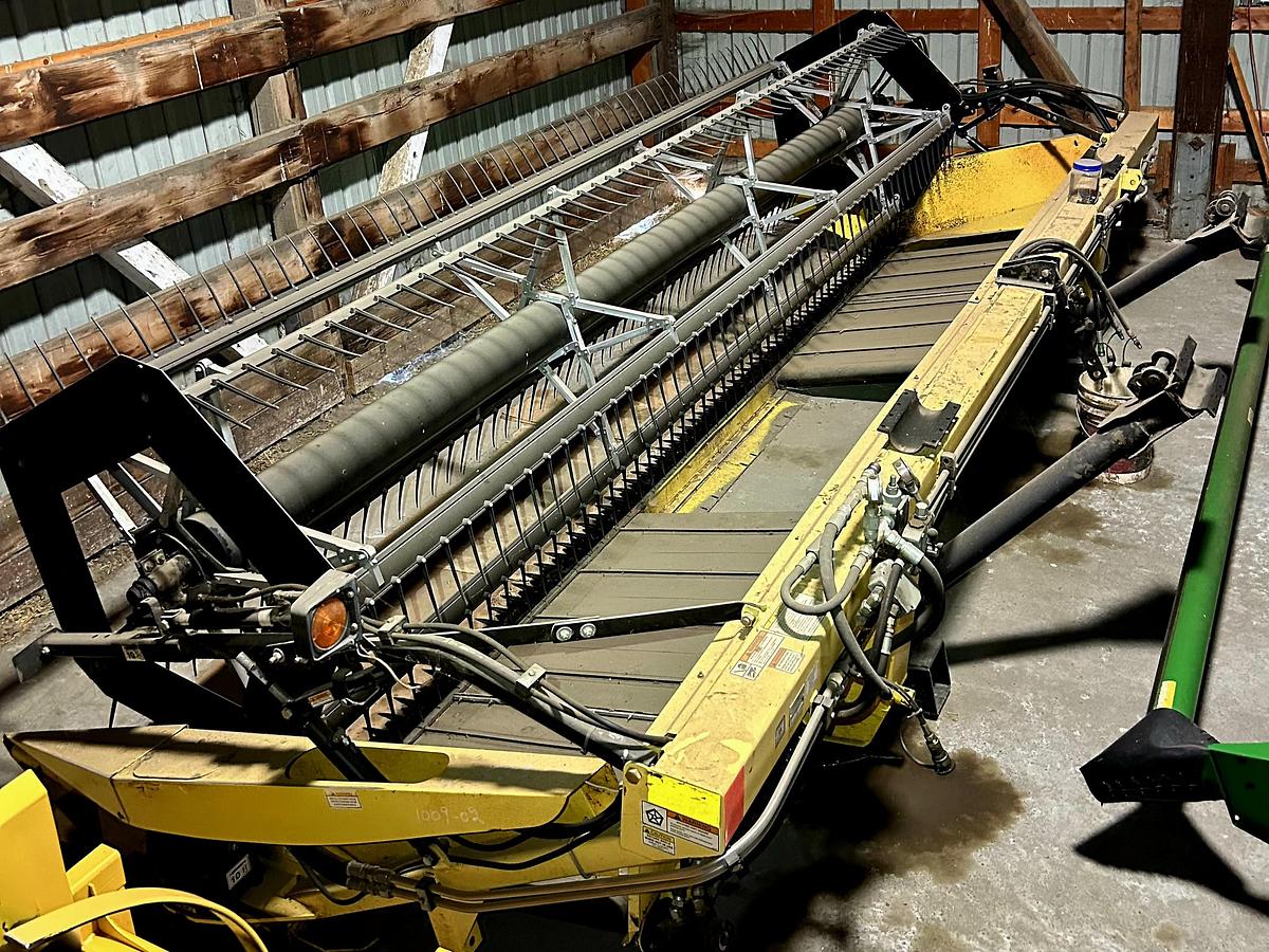 Used 18' Honey Bee SP18 Draper Header for JD Windrower
