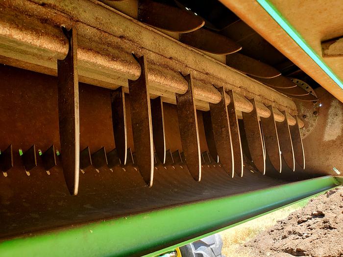 Used 2003 John Deere 9550 Combine w/ 2 Headers ** Superb Condition **