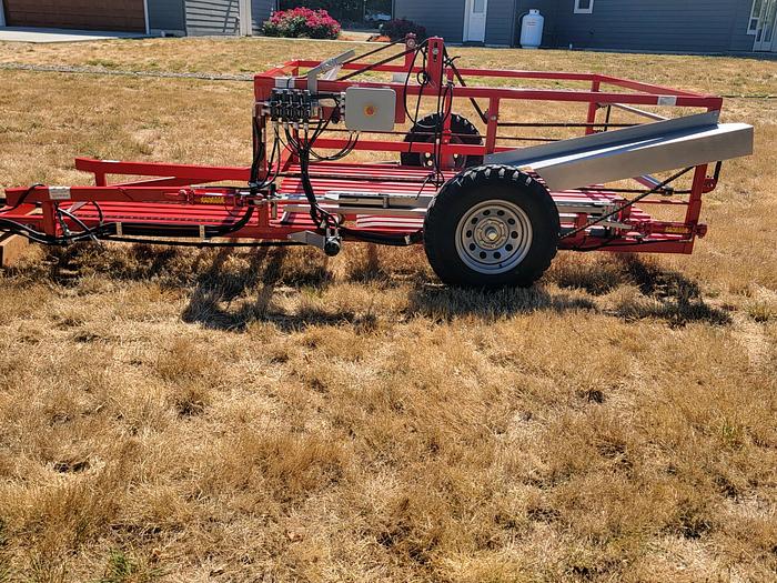 Used 2021 Steffen 950 Bale Accumulator w/ Hitch