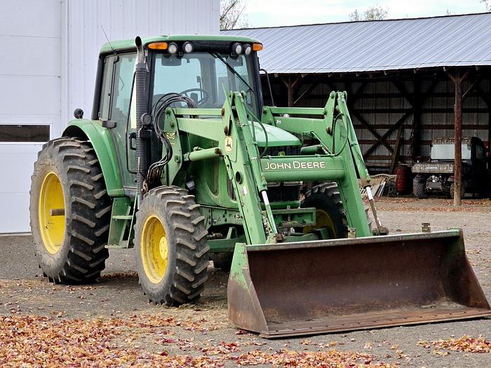 Used 2002 John Deere 6420 Tractor w/ Loader