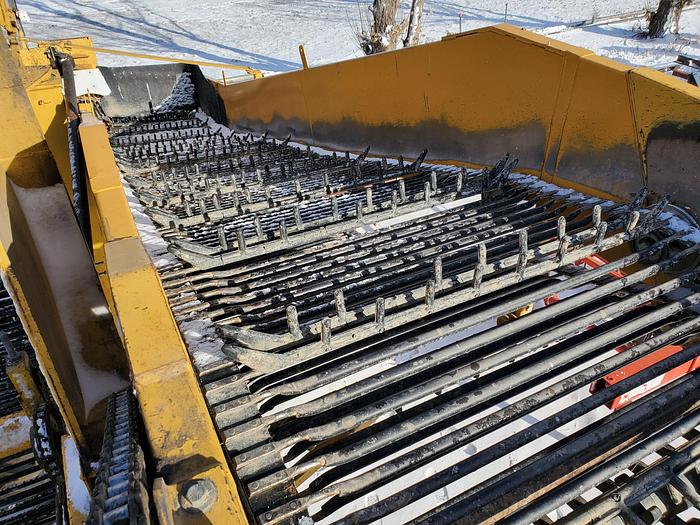 Used Double L 873 Potato Harvester