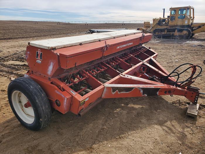 Used 12' International 510 Grain Drill w/ Small Seed
