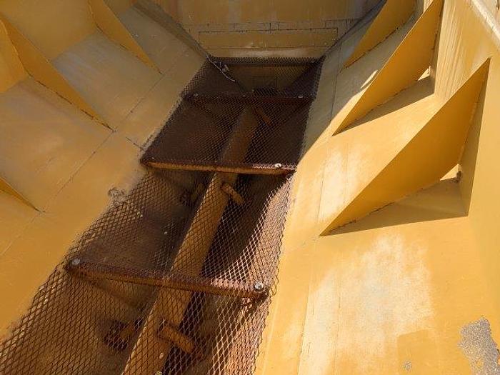 Used Ag-Chem Terragator 8203 Air Spread