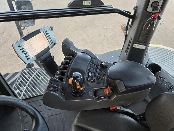 Used 2019 Challenger MT875E Tractor w/ 2900 hrs