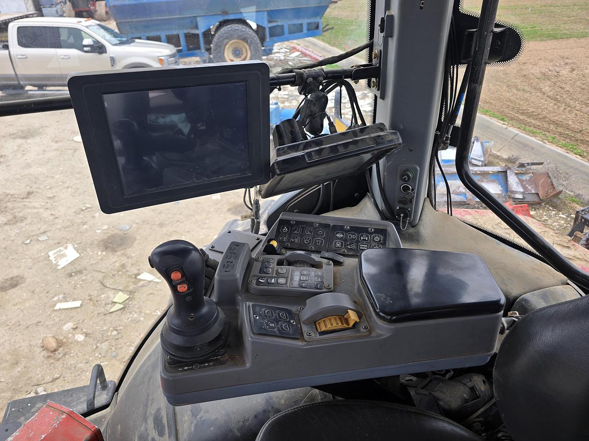 Used Versatile 335 Tractor w/ 2800 hrs