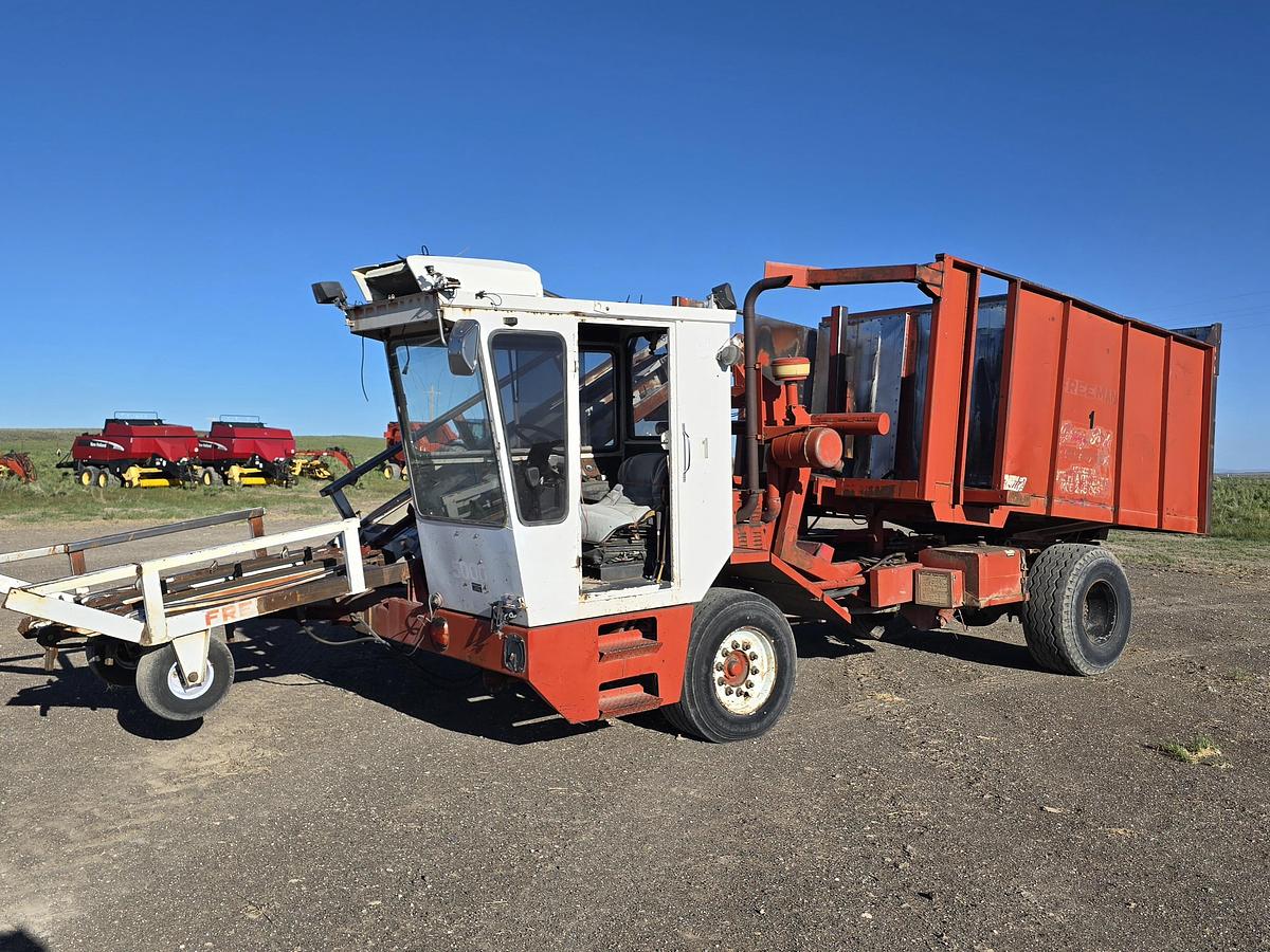 Used ** Going to Auction ** Freeman 5000 Bale Stacker