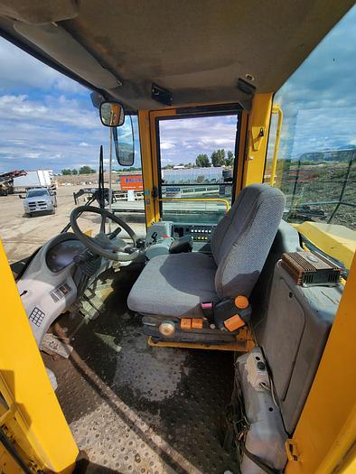 Used 2003 Volvo L220E Wheel Loader