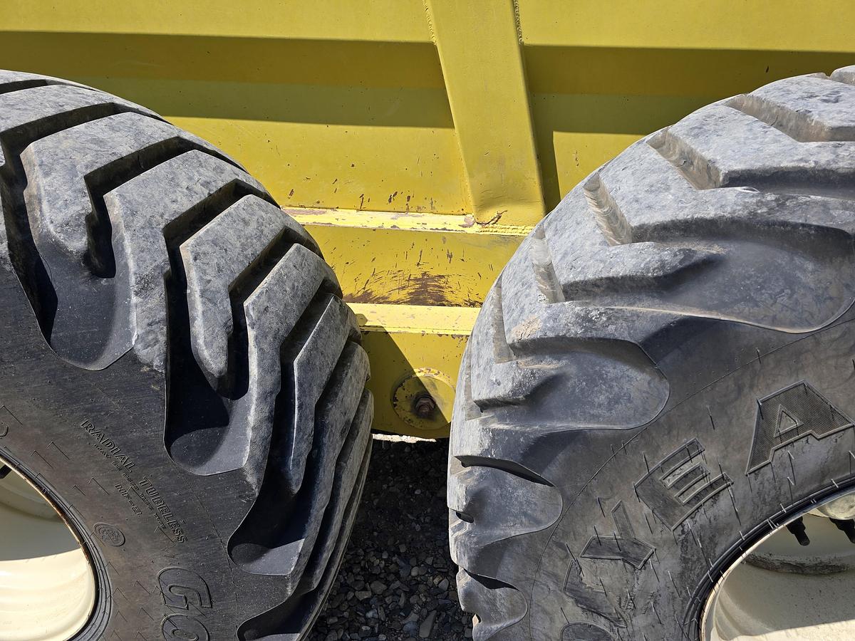 Used Degelman M34 Manure Spreader