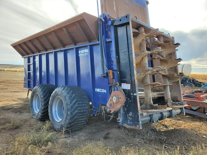 Used 2017 JBS VMEC2048 Manure Spreader