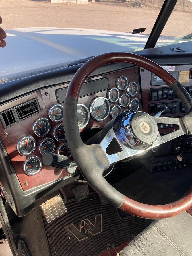 Used 2019 Western Star 4900FA Dump Truck