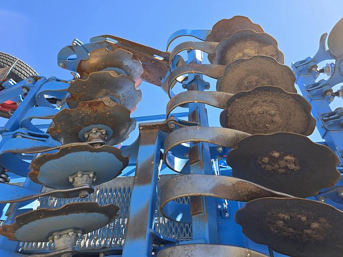 Used 2022 Lemken Compact Solitair 9K Precision Planter