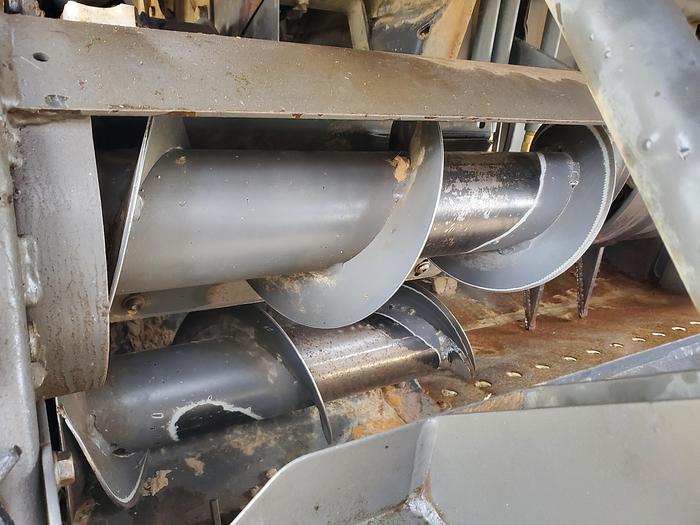 Used Massey 2270 Baler + Staheli DewPoint 6210 Steamer