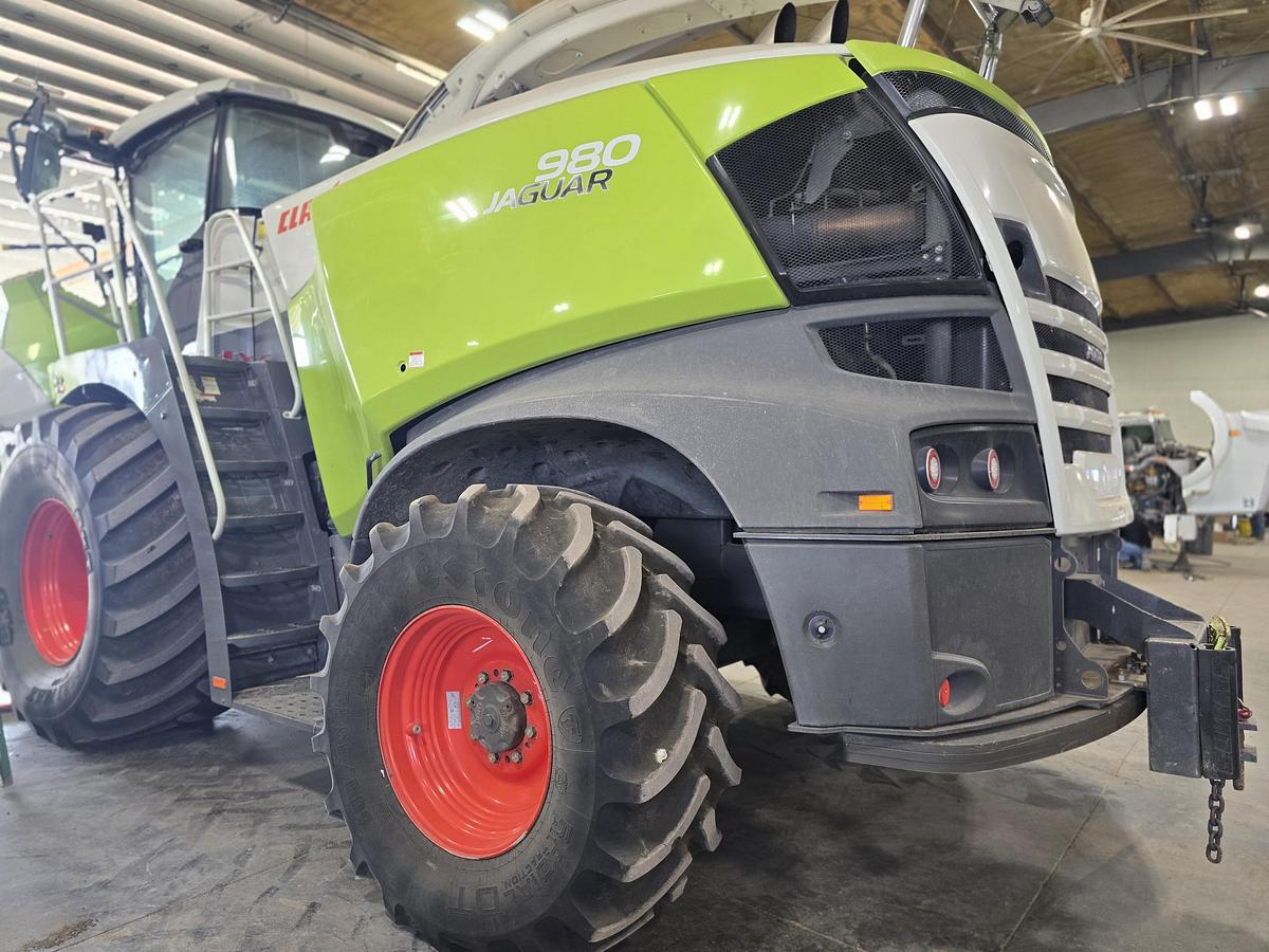 Used 2017 Claas Jaguar 980 Forage Harvester / Chopper