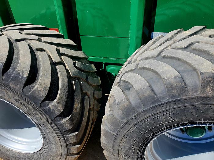 Used 2022 Artex SBX800 Manure Spreader