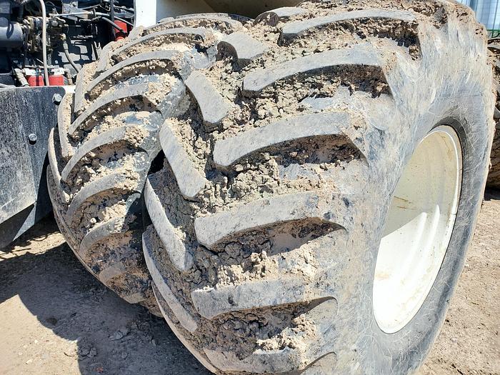 Used Big Bud 525/50 Tractor + 25 cyd Scraper w/ GPS