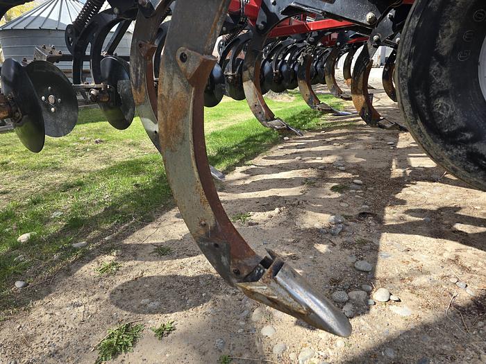 Used 13 Shank Case 870 Disk Ripper w/ New Disks