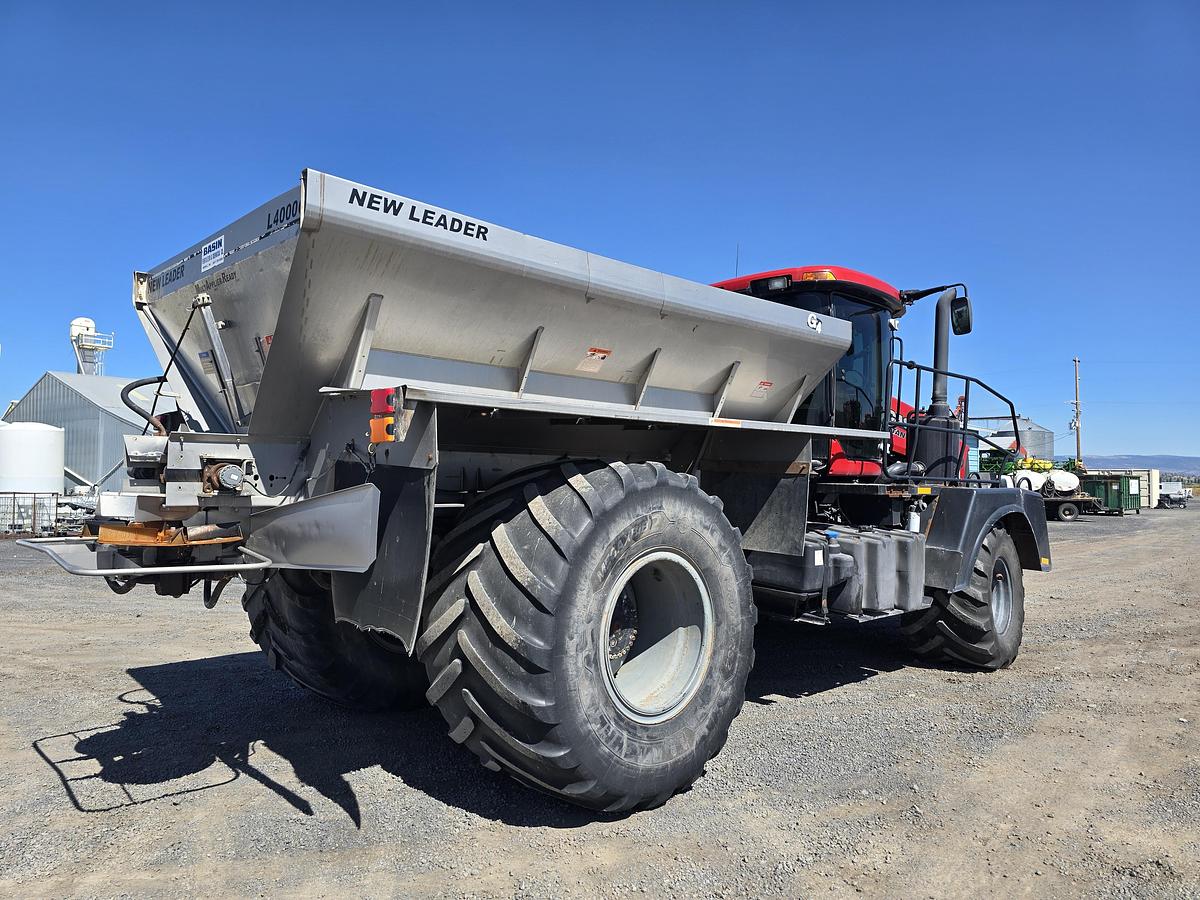 Used 2015 Case Titan 4030 Floater w/ New Leader Spreader