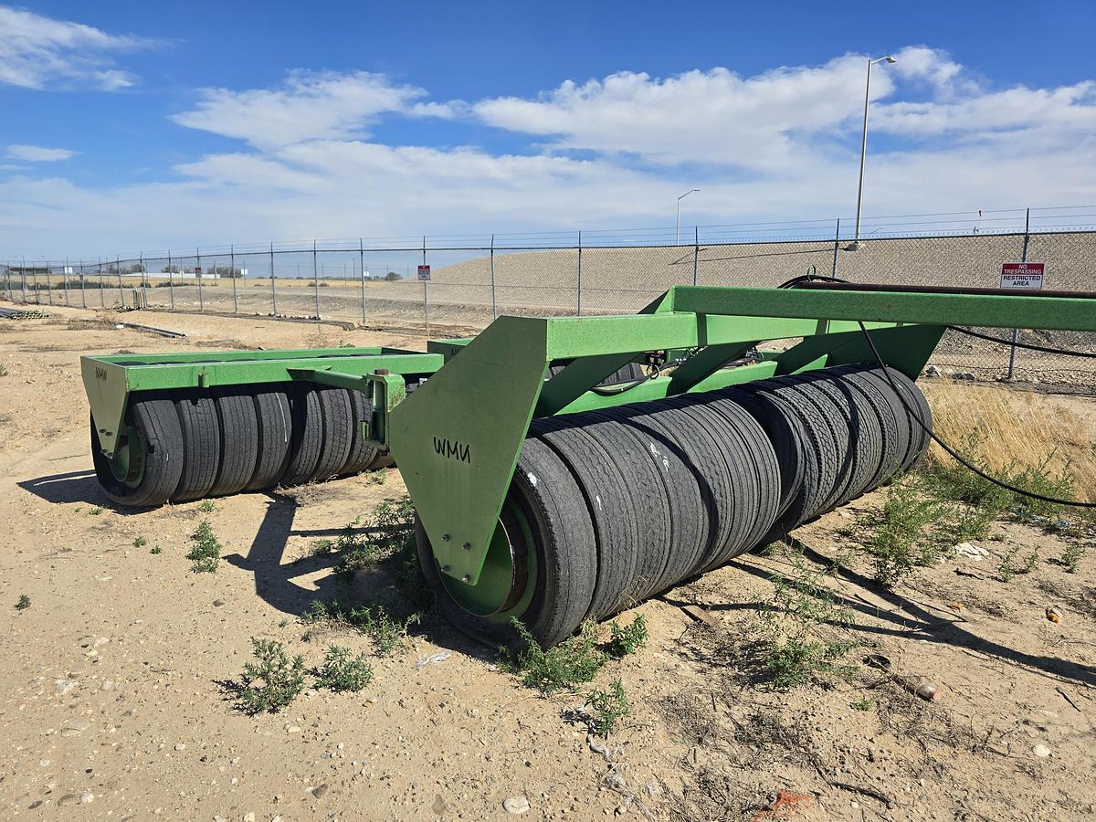 Used 31' Nyssa Machine Folding Rubber Tire Packer