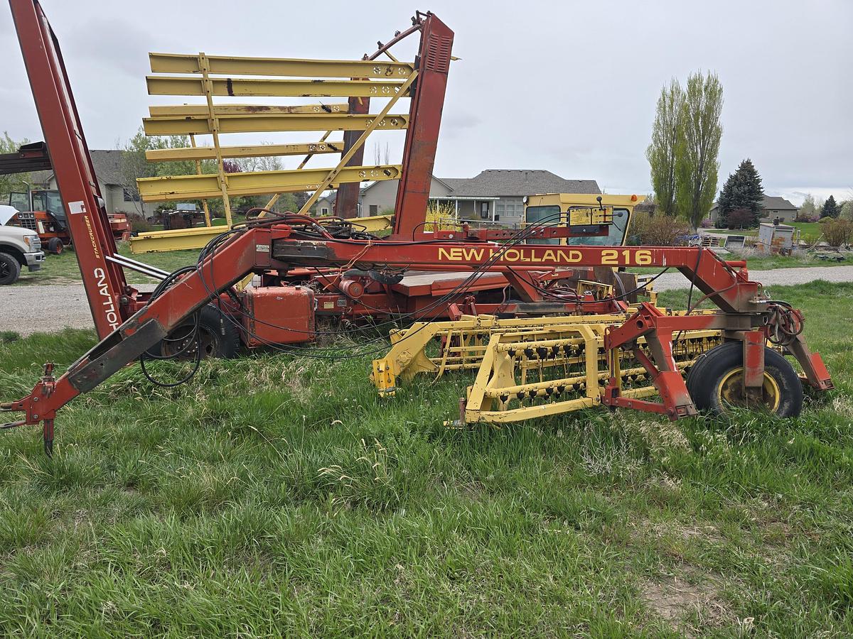 Used New Holland 216 Rake
