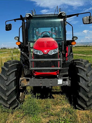 Used 2022 Massey Ferguson 6712 Tractor w/ Loader ** 670 hrs **