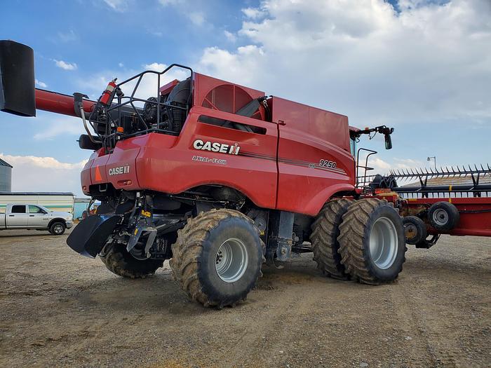 Used 2020 Case IH 9250 Combine w/ 1300 eng hrs
