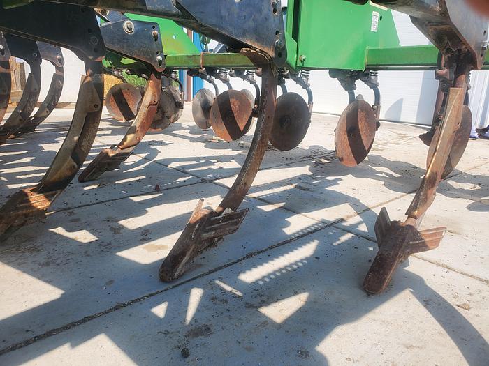 Used John Deere 2700 Disk Ripper - 9 Shank