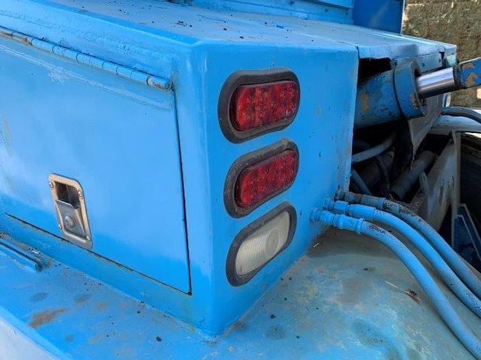 Used 1980 Hay Hog Hay Squeeze