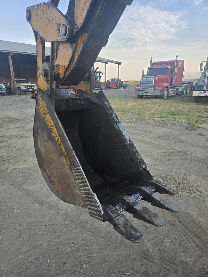 Used Case 580 Super E Backhoe