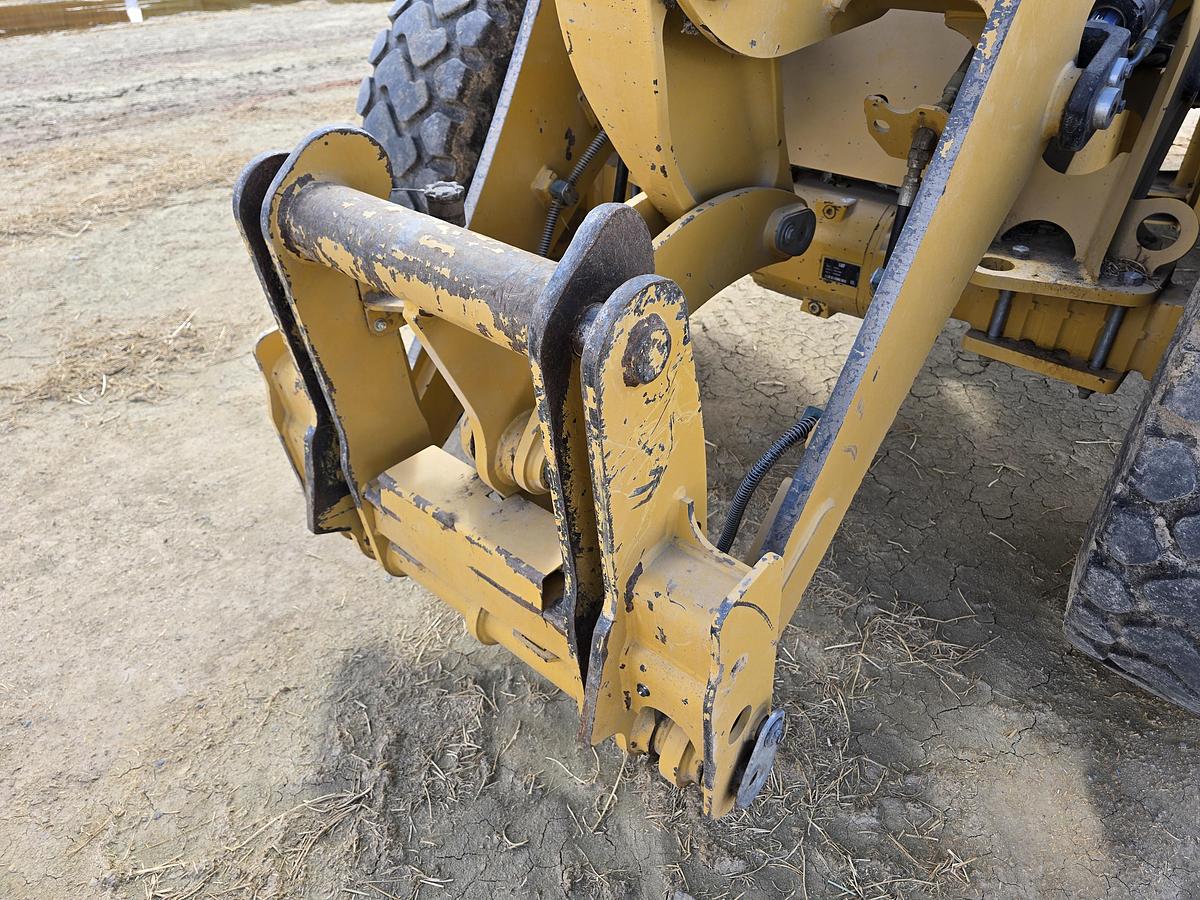 Used 2023 Caterpillar 910 Wheel Loader ** Going to Auction **