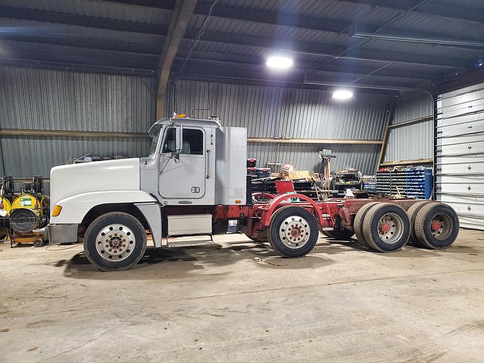 Used Freightliner FLD120 Truck w/ Drop Axle