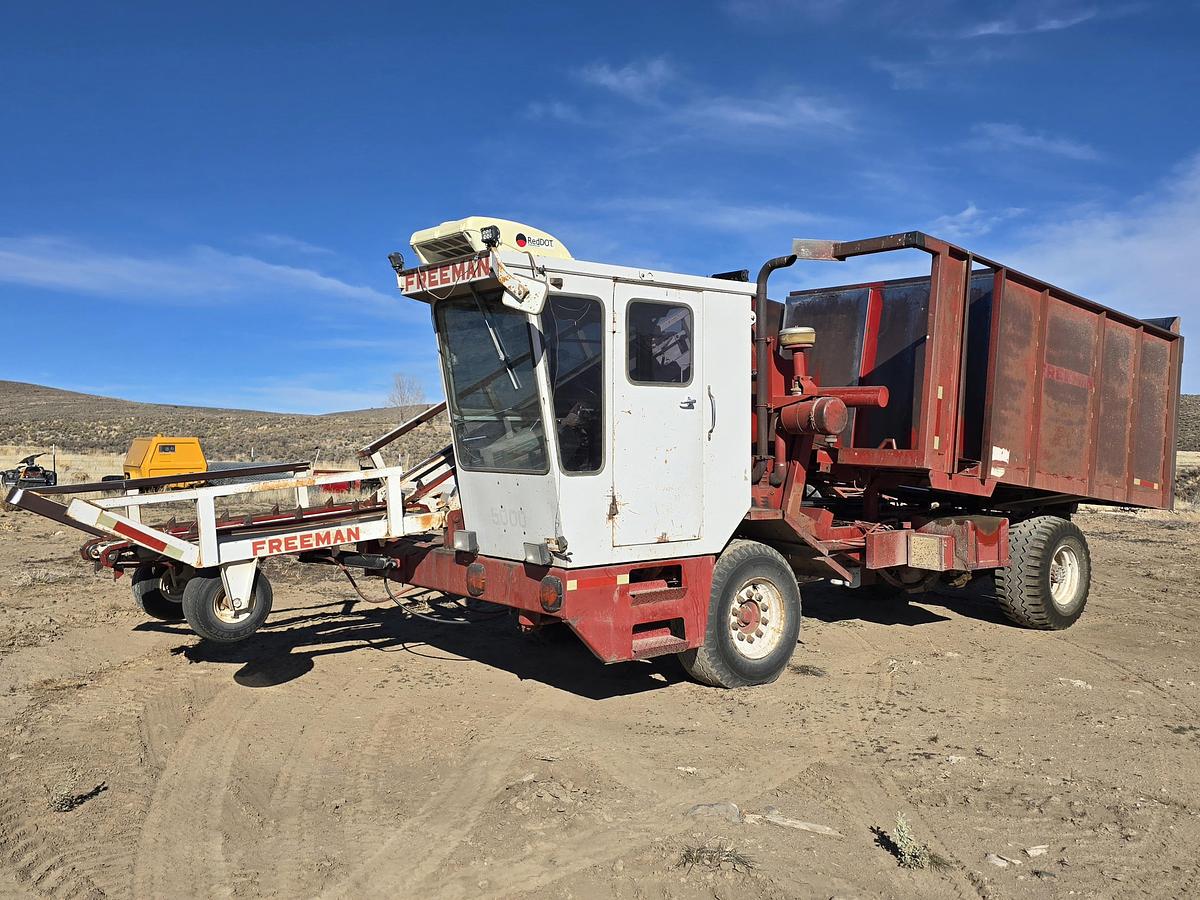Used Freeman 5000 Bale Stacker