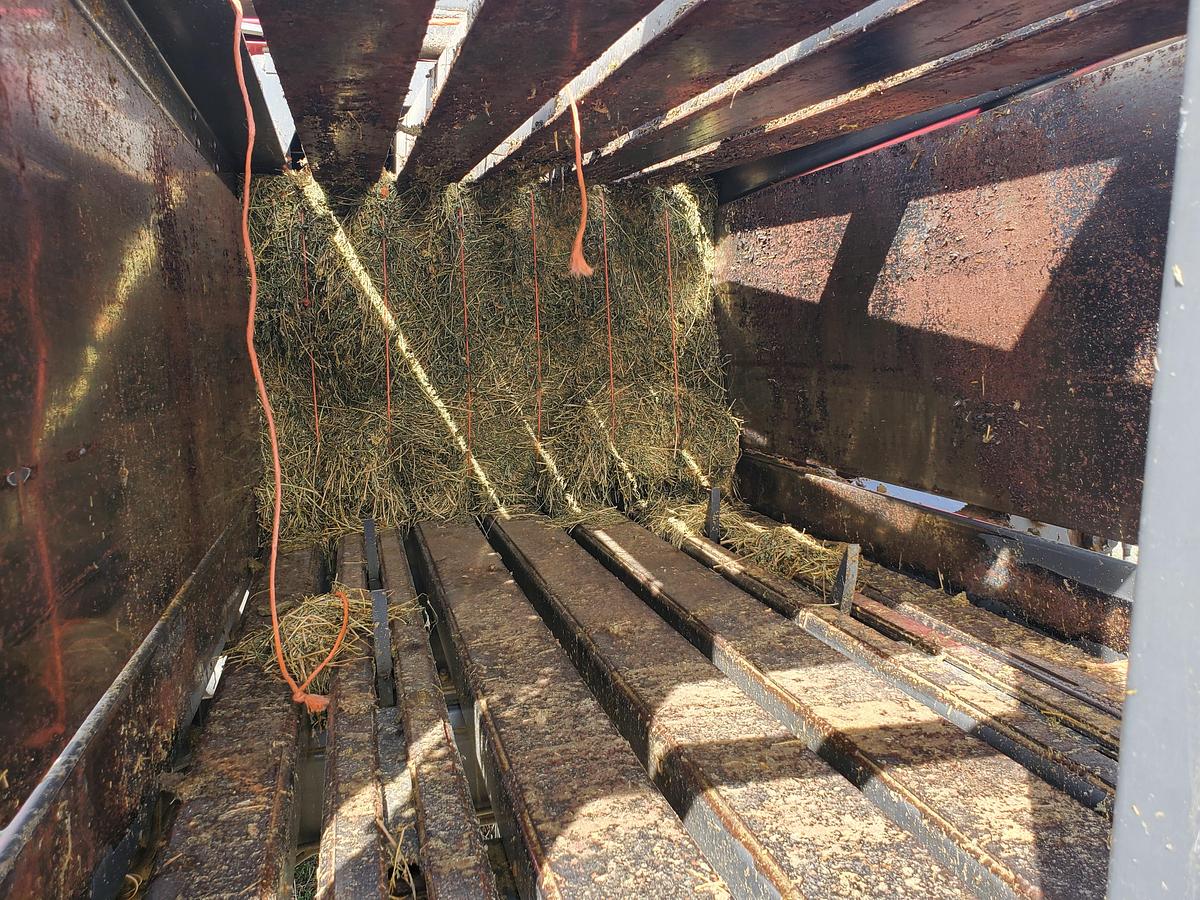 Used 2012 Massey Ferguson 2170 Baler w/ Gazeeka