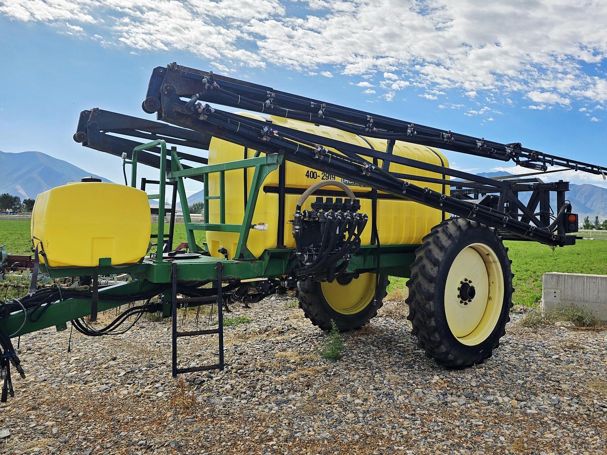 Used Schaben SF-8500 Sprayer w/ 90' Boom