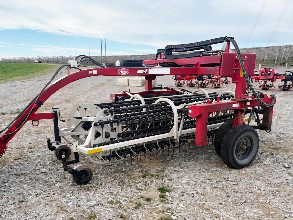 Used 2017 TwinStar 2030 G2-7 Rake