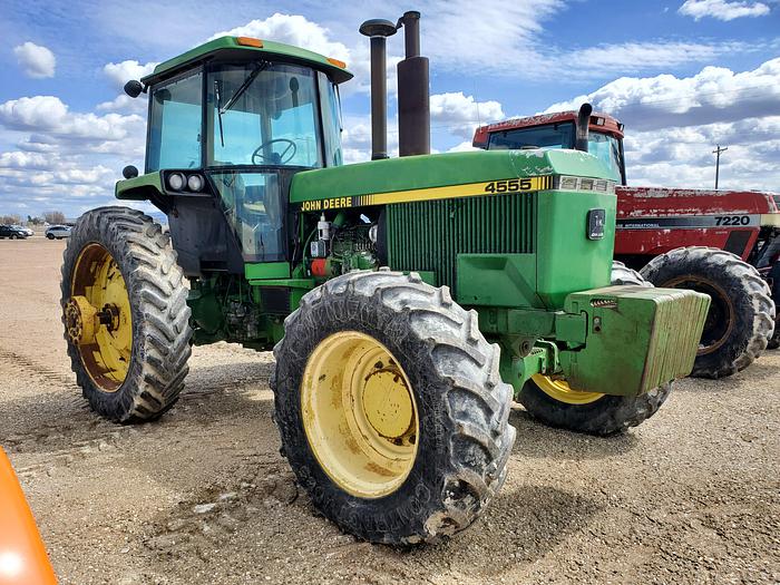 Used 1990 John Deere 4555 Tractor
