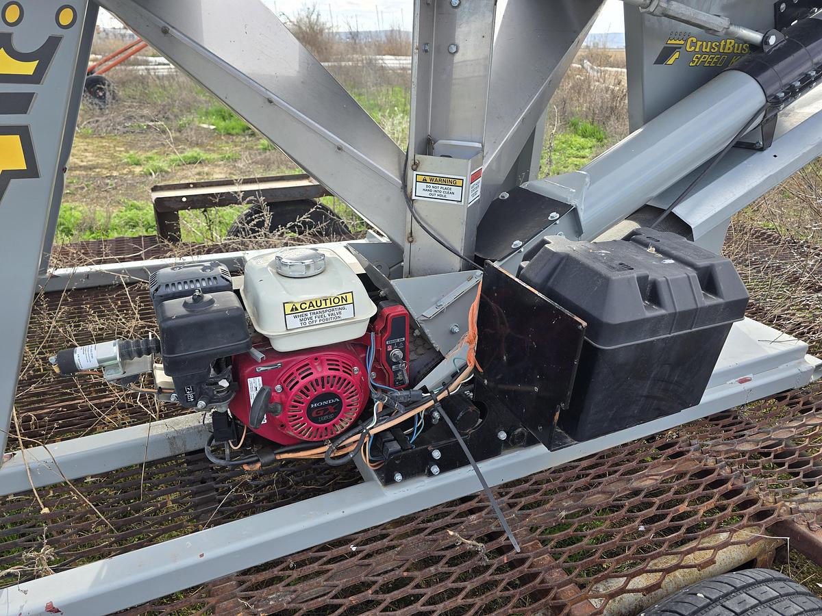 Used CrustBuster 9096-600 Box Seed Tender