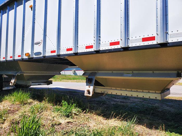 Used 2021 Western Hopper Trailer Set - 38' + 20'
