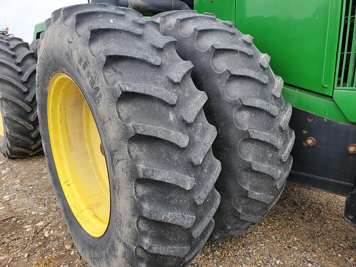 Used 1993 John Deere 8870 Tractor w/ Blade - 2000 original hrs