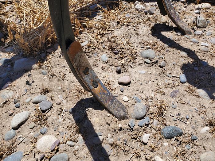 Used 17' Case 5800 Chisel Plow