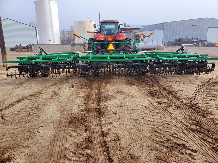 Used 30' Great Plains 3000TT Vertical Tillage